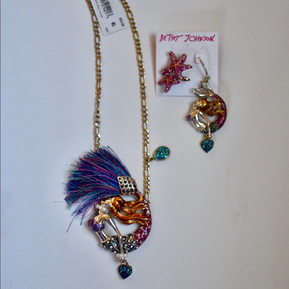 Betsey Johnson mermaid necklace with earrings